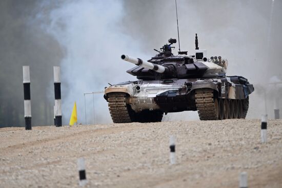 Tank Biathlon Stage 1: Individual race. Day One