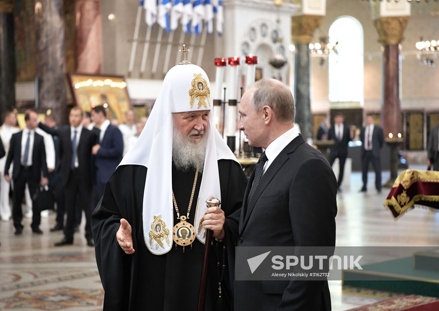 President Putin takes part in Navy Day celebrations