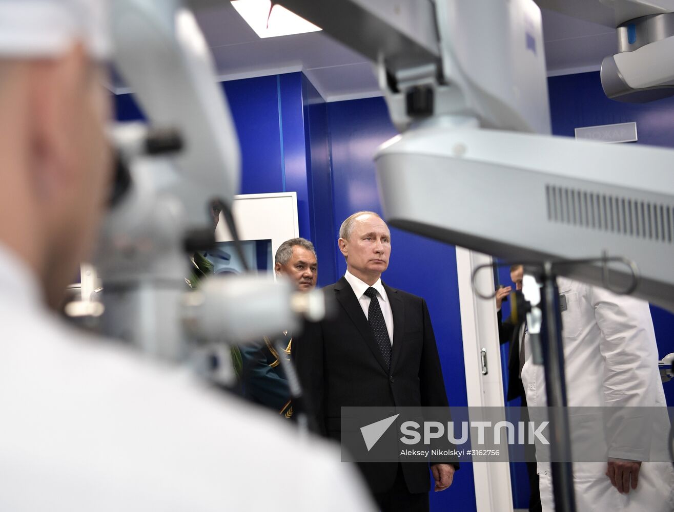 President Putin takes part in Navy Day celebrations