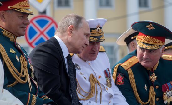 President Putin takes part in Navy Day celebrations