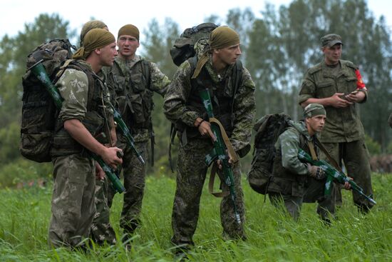 Ceremony to kick off Army Scout Masters competition in Novosibirsk Region