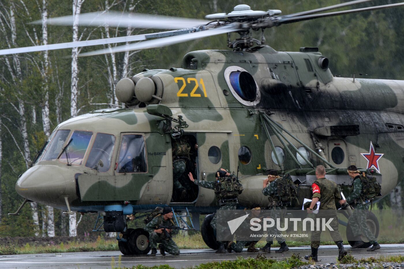 Ceremony to kick off Army Scout Masters competition in Novosibirsk Region