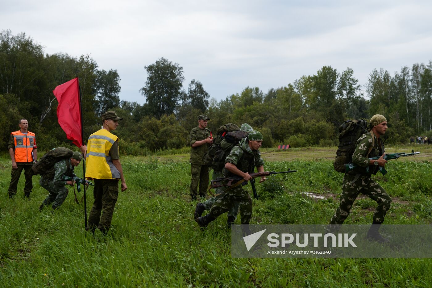 Ceremony to kick off Army Scout Masters competition in Novosibirsk Region