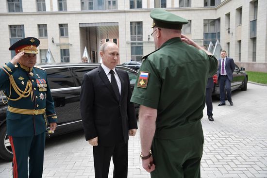 President Putin takes part in Navy Day celebrations