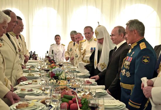 President Putin takes part in Navy Day celebrations