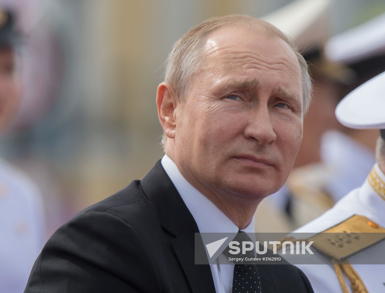 President Putin takes part in Navy Day celebrations