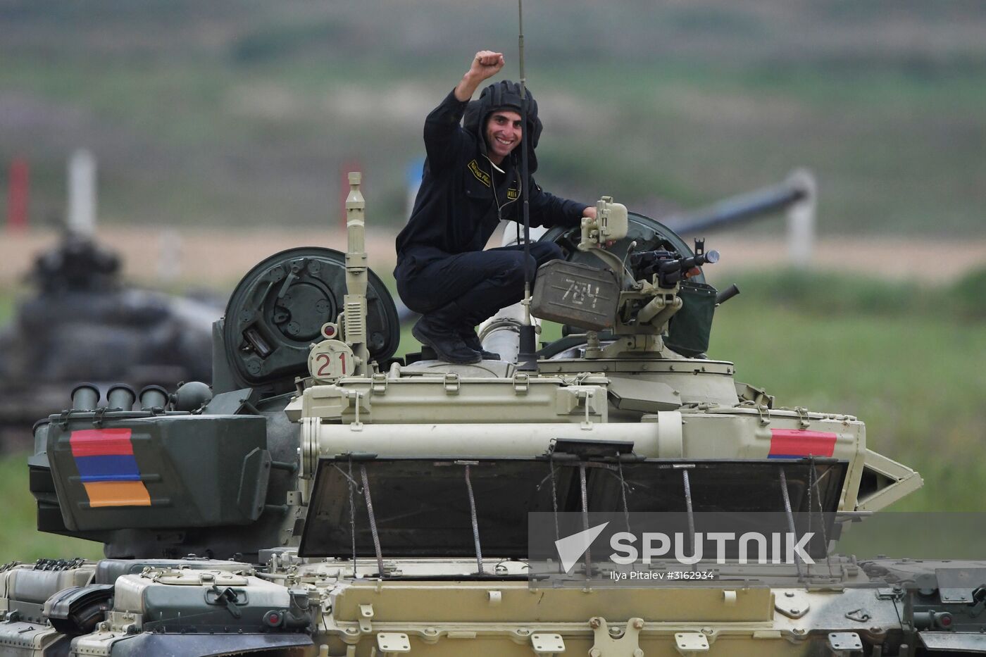 Tank Biathlon Stage 1: Individual race. Day One