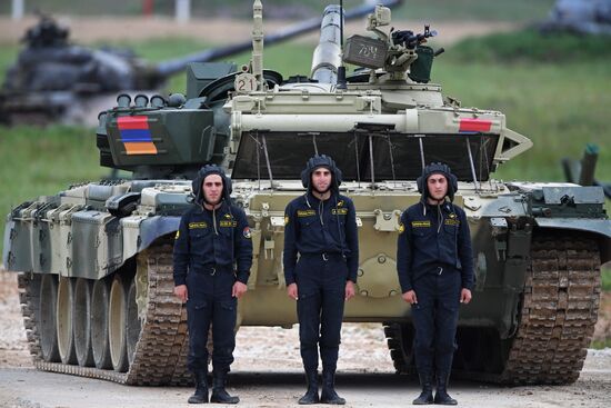 Tank Biathlon Stage 1: Individual race. Day One
