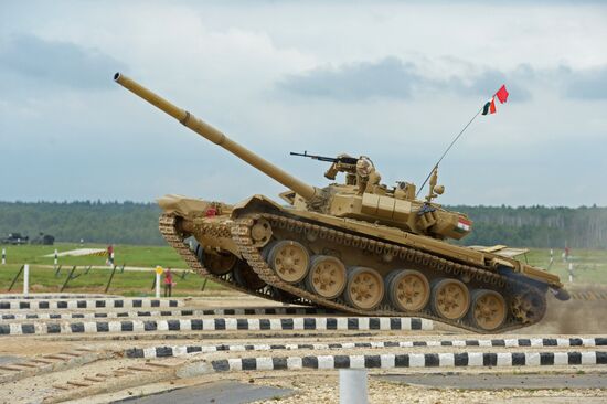 Tank Biathlon Stage 1: Individual race. Day One