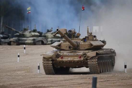 Tank Biathlon Stage 1: Individual race. Day One