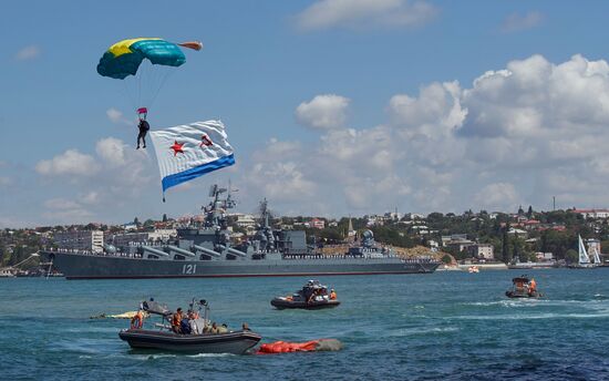 Navy Day celebrations in Russian cities