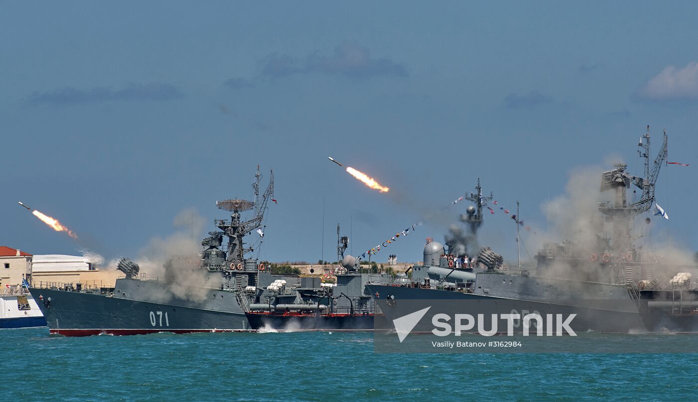 Navy Day celebrations in Russian cities