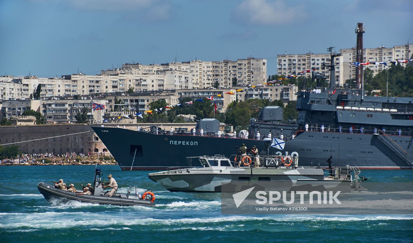 Navy Day celebrations in Russian cities