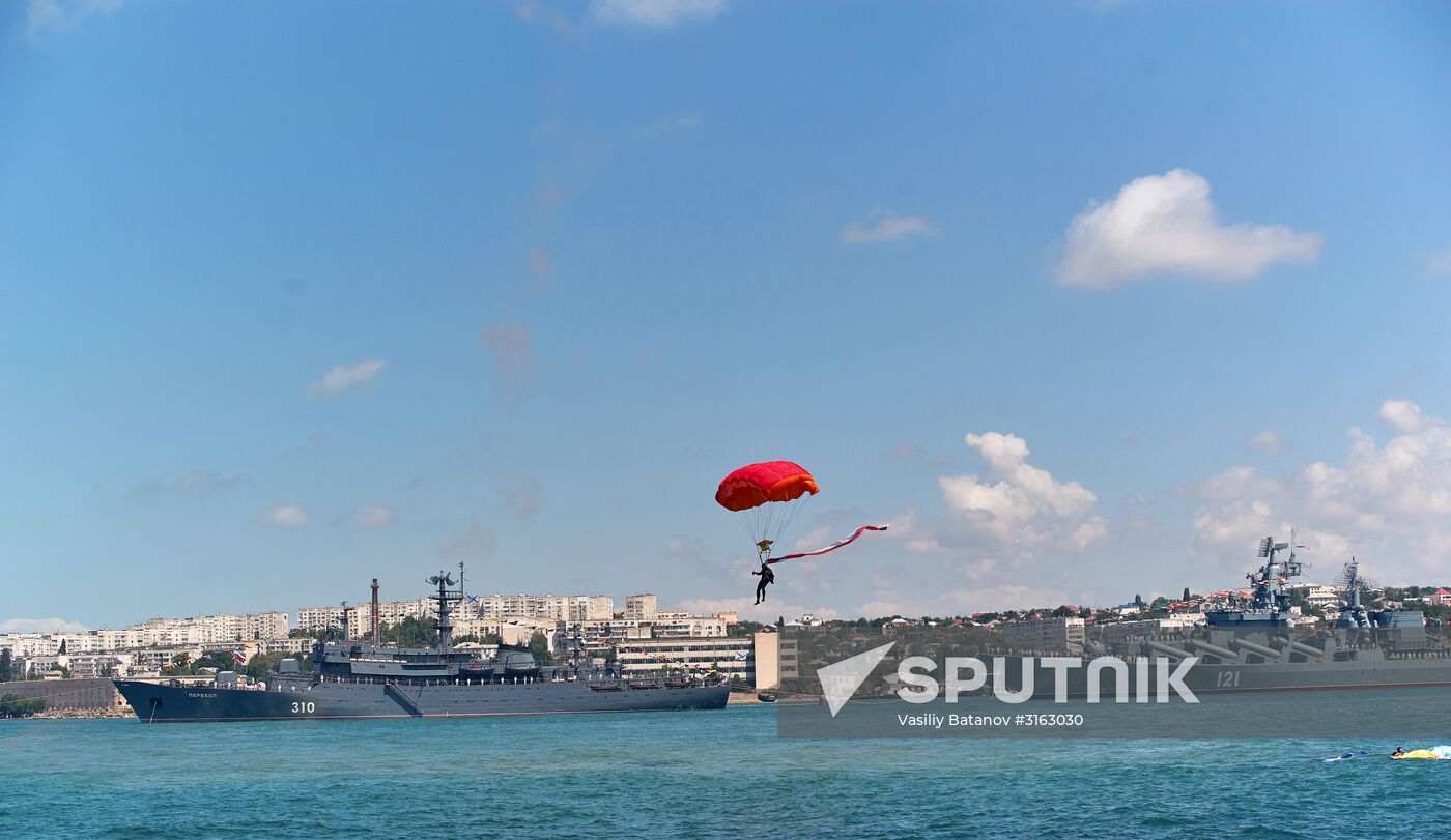 Navy Day celebrations in Russian cities