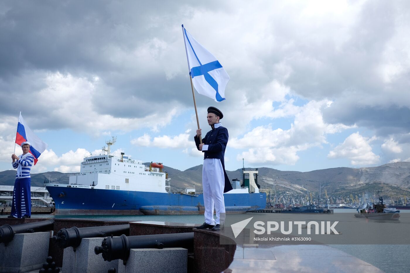 Navy Day celebrations in Russian cities
