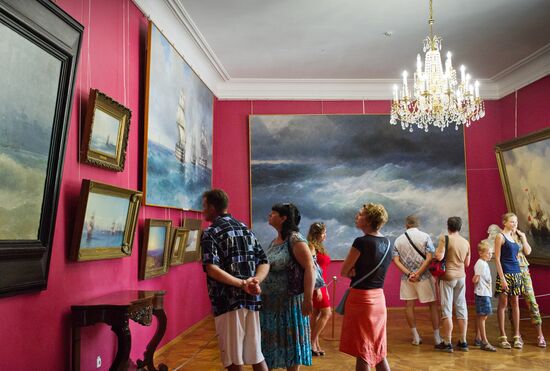 Celebrations of painter Ivan Aivazovsky's 200th birthday in Crimea