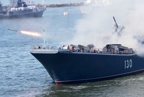 Navy Day celebrations in Russian cities