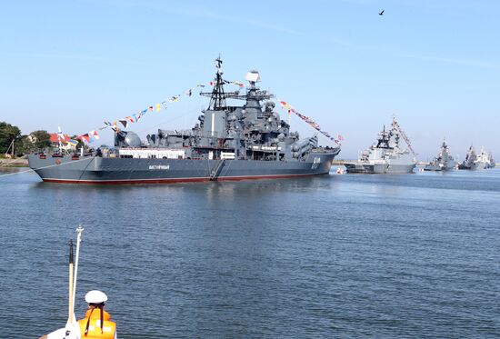 Navy Day celebrations in Russian cities