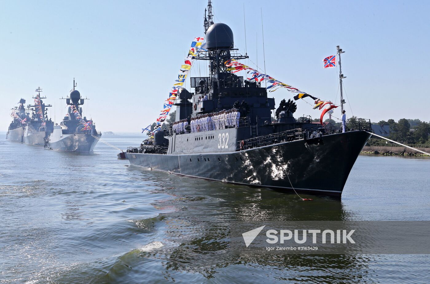 Navy Day celebrations in Russian cities