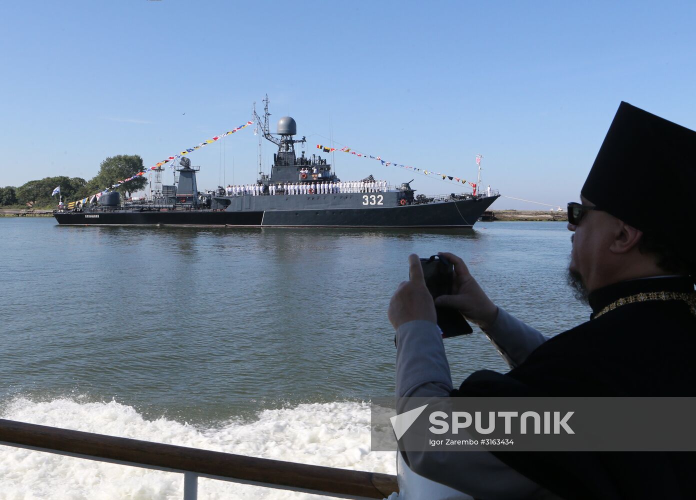 Navy Day celebrations in Russian cities