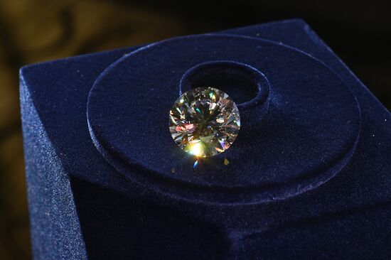 Unique collection of diamonds on private display in Moscow