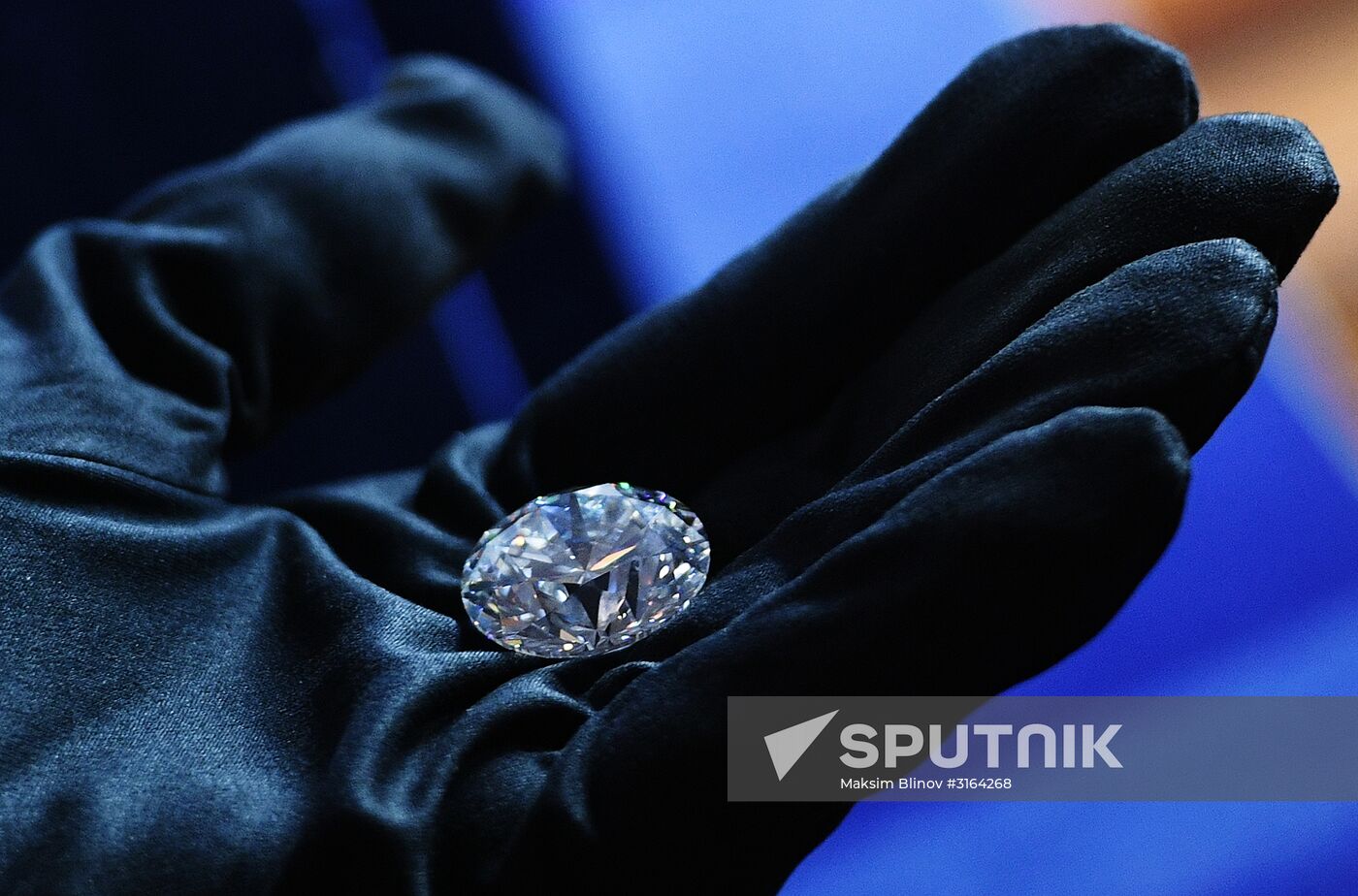 Unique collection of diamonds on private display in Moscow