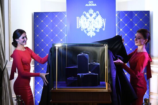 Unique collection of diamonds on private display in Moscow