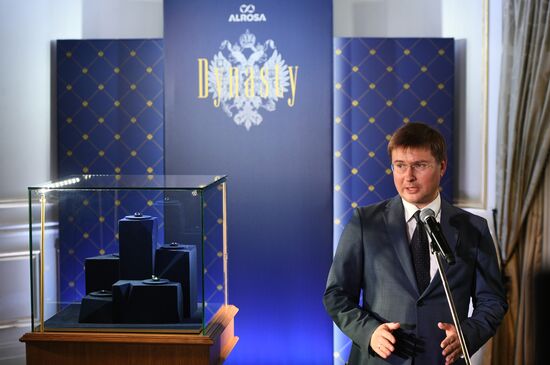 Unique collection of diamonds on private display in Moscow
