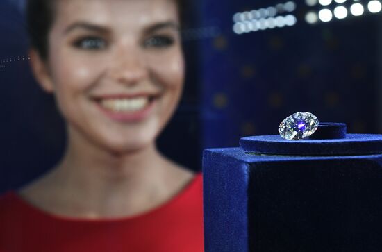 Unique collection of diamonds on private display in Moscow