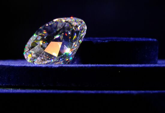 Unique collection of diamonds on private display in Moscow