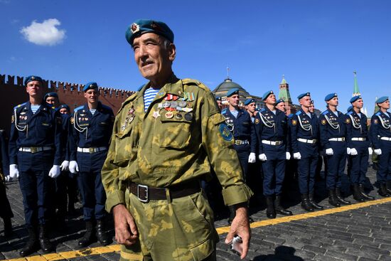 Paratroopers' Day on Red Square