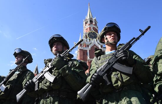 Paratroopers' Day on Red Square
