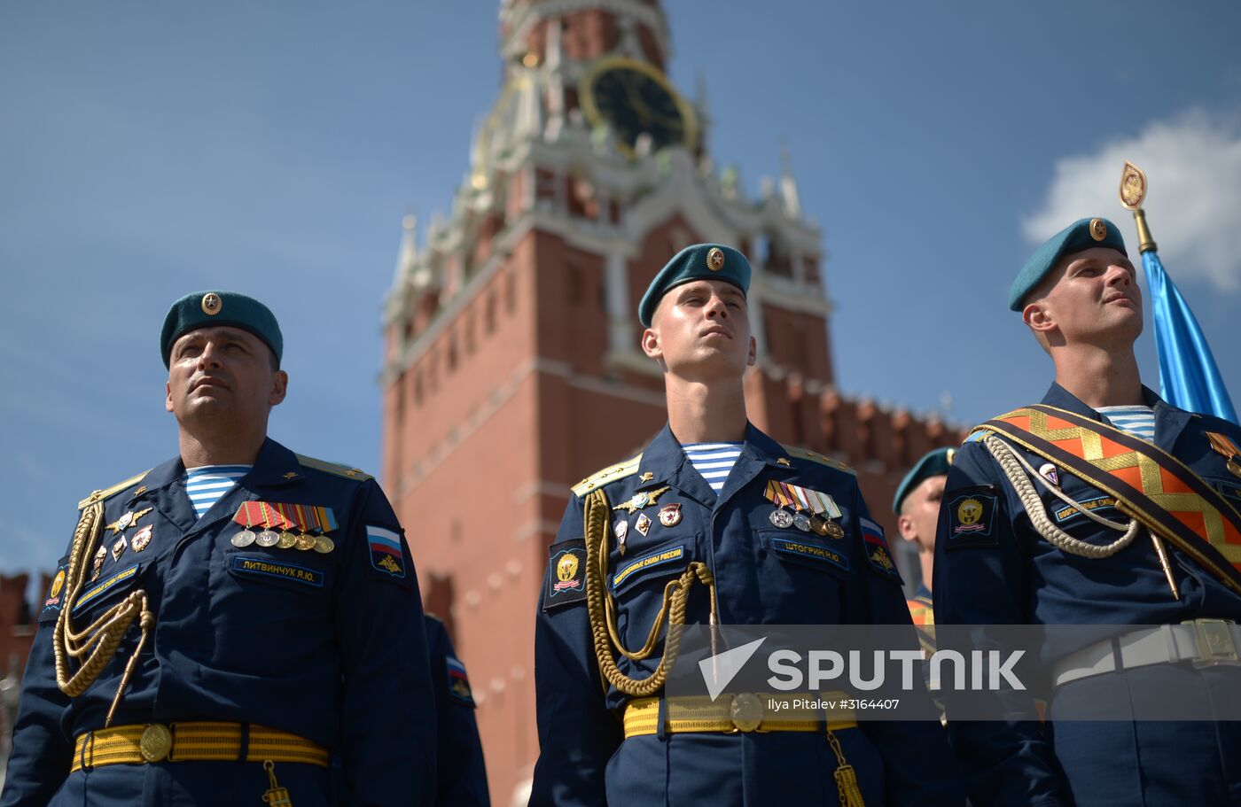 Paratroopers' Day on Red Square