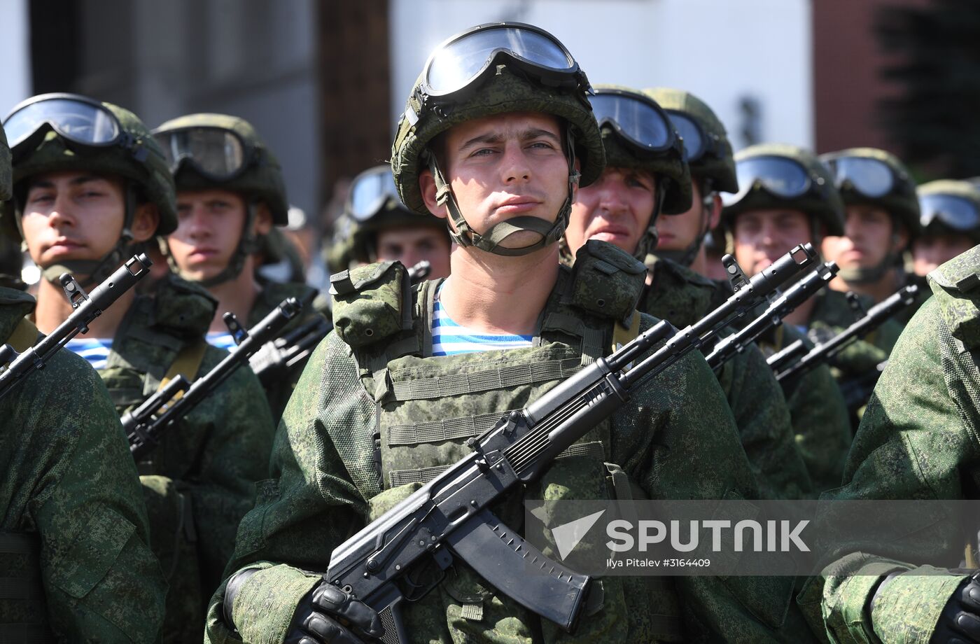 Paratroopers' Day on Red Square
