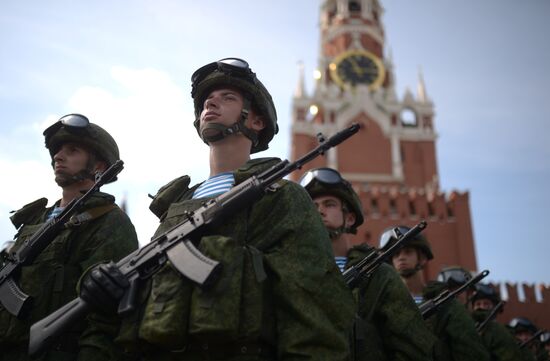 Paratroopers' Day on Red Square