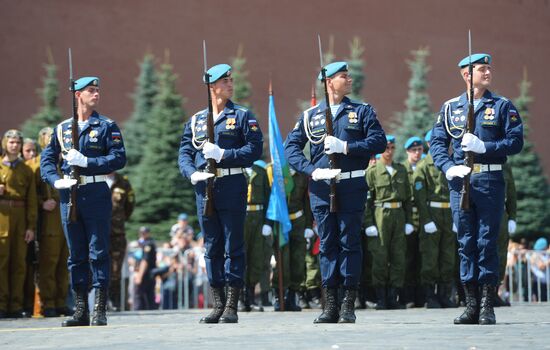 Paratroopers' Day on Red Square