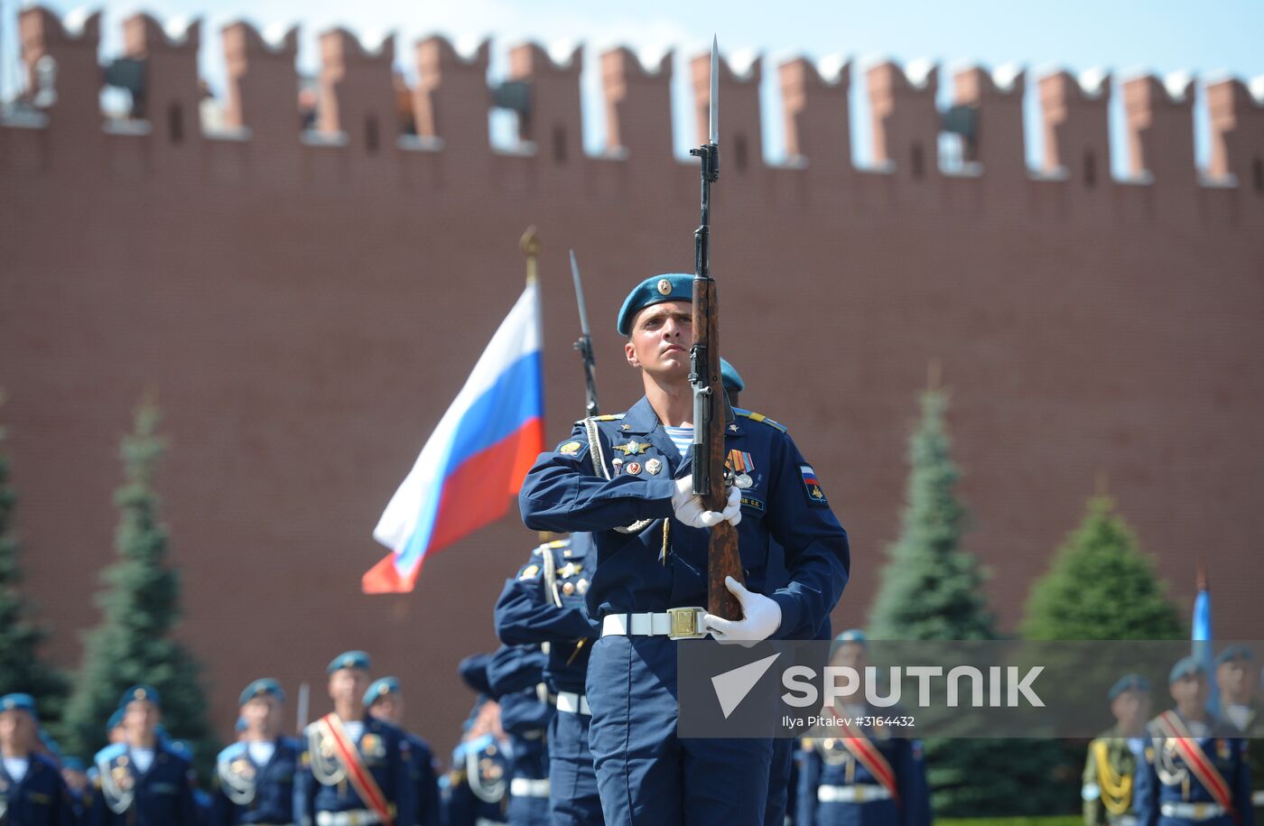 Paratroopers' Day on Red Square