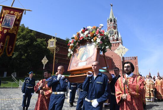 Paratroopers' Day on Red Square