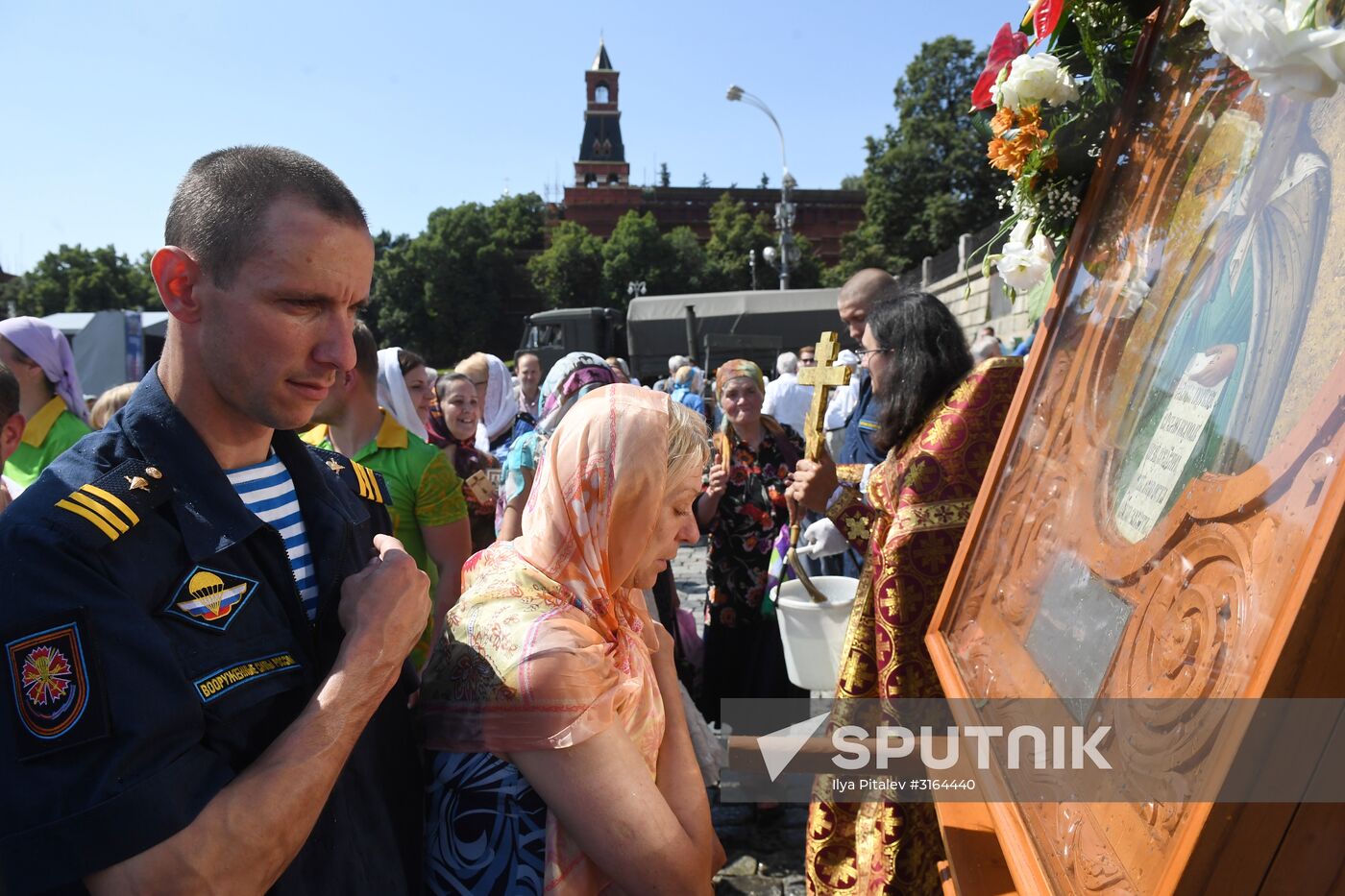 Paratroopers' Day on Red Square