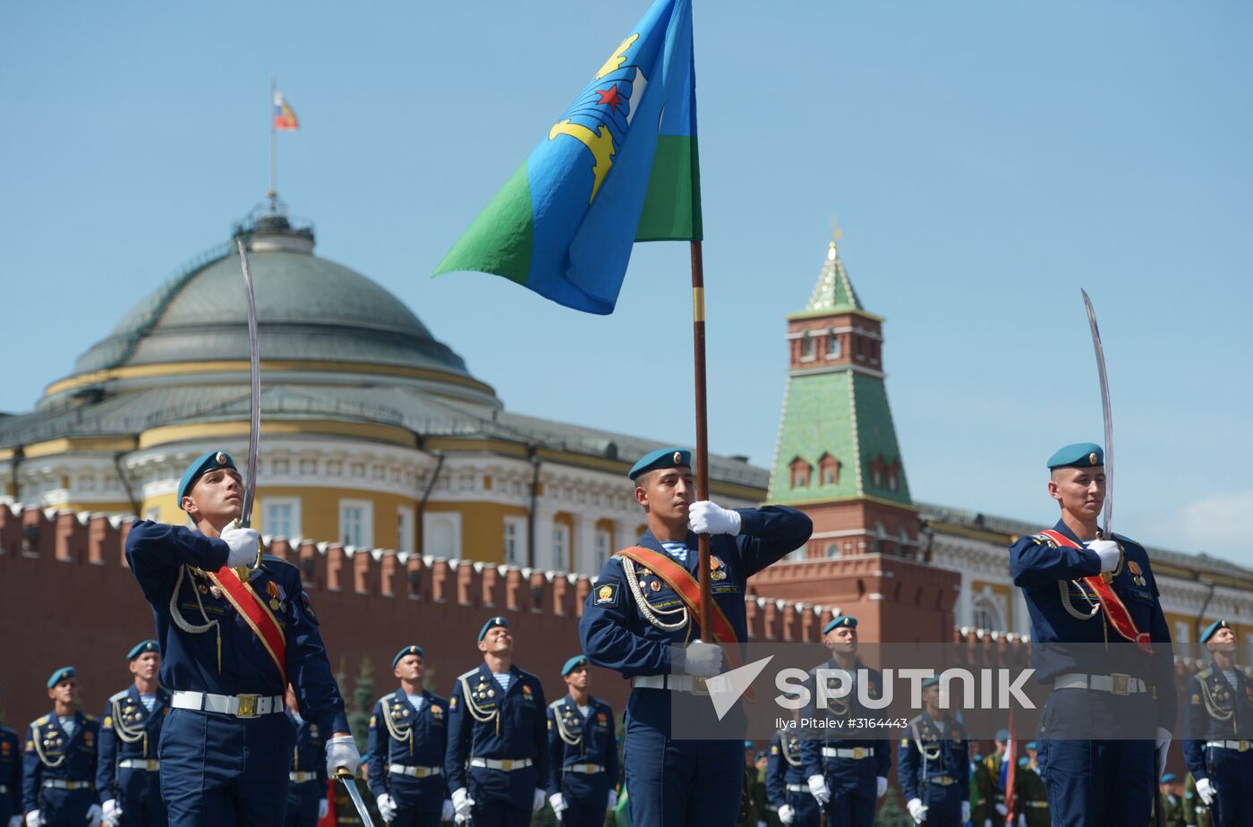 Paratroopers' Day on Red Square