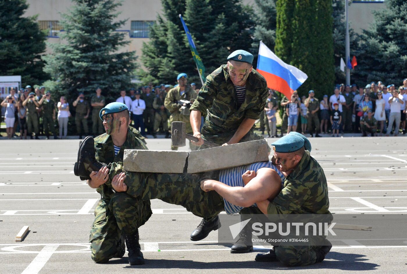 Russia celebrates Paratroopers' Day