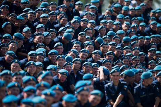Russia celebrates Paratroopers' Day