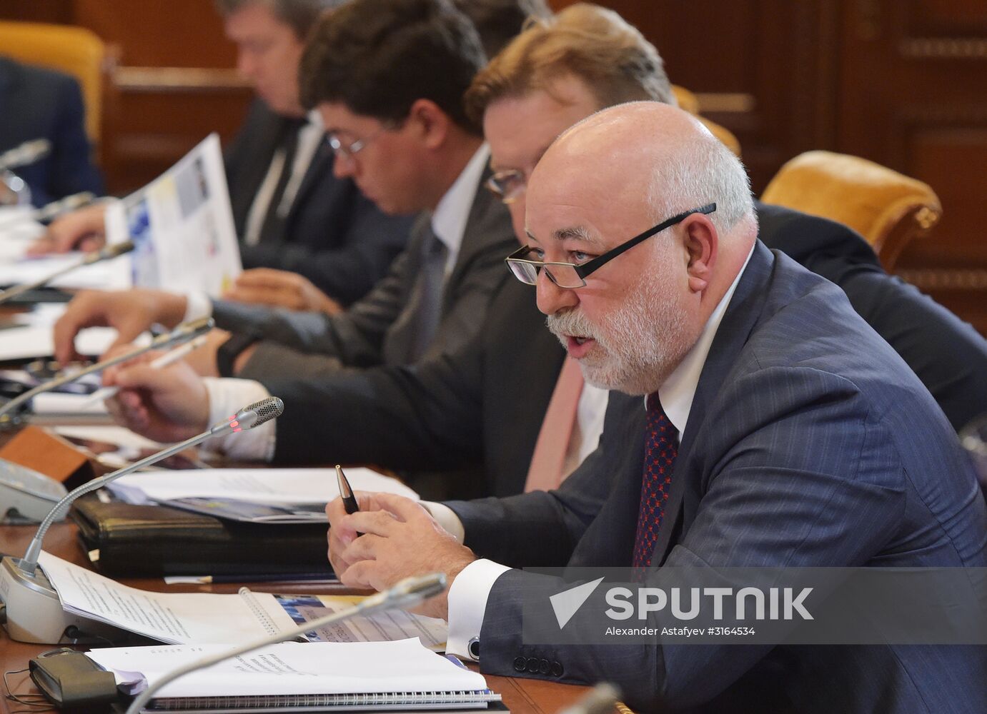 Prime Minister Dmitry Medvedev at Skolkovo Foundation Board of Trustees meeting