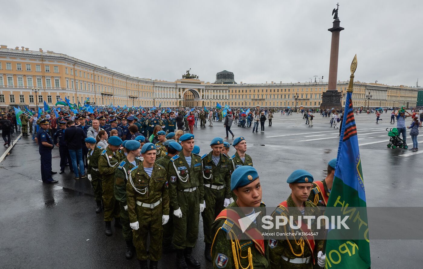 Russia celebrates Paratroopers' Day
