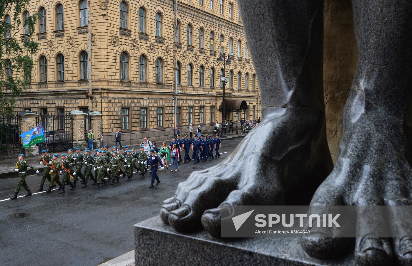 Russia celebrates Paratroopers' Day