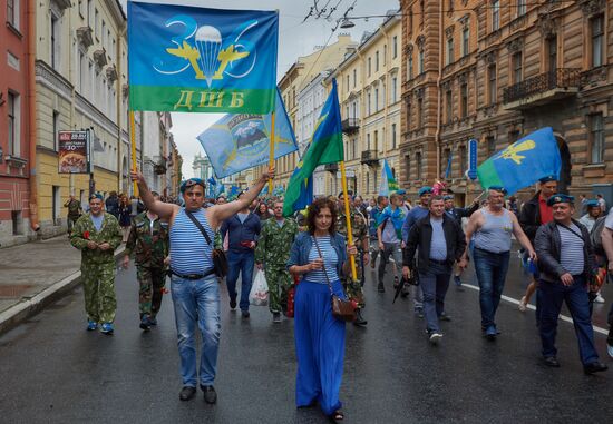 Russia celebrates Paratroopers' Day