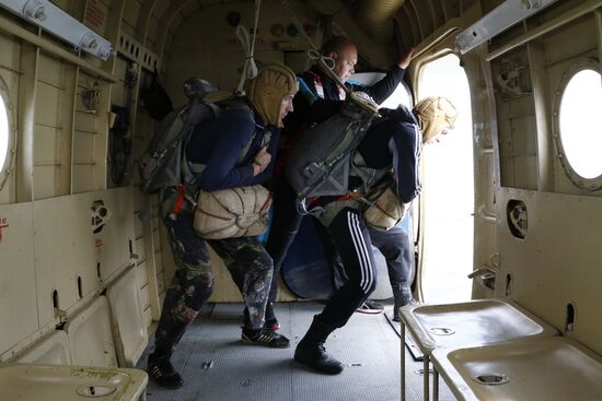 Russia celebrates Paratroopers' Day