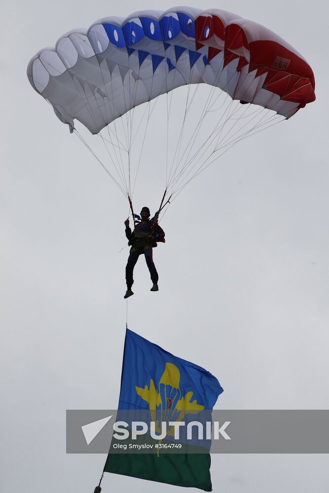 Russia celebrates Paratroopers' Day