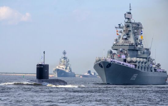 Final rehearsal of naval parade to celebrate Russian Navy Day in Kronstadt