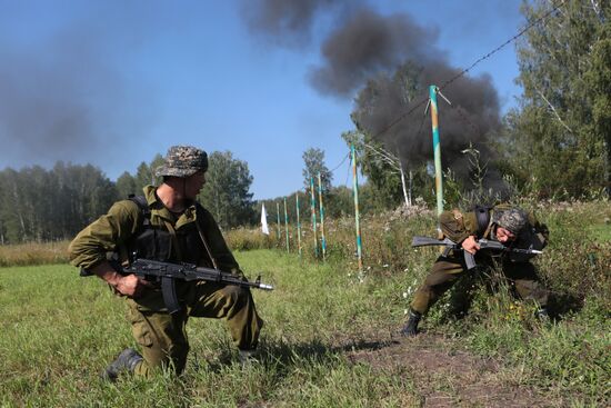 Army Scout Masters international contest in Novosibirsk Region
